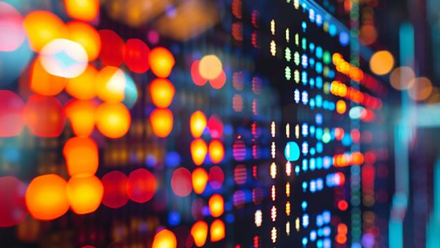 ETFs, tokenized stocks, and whales: where smart money is flowing